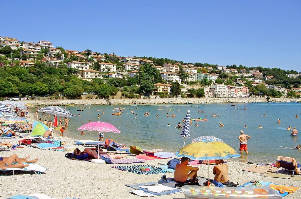 Apartments Slavica Rabac Luaran gambar