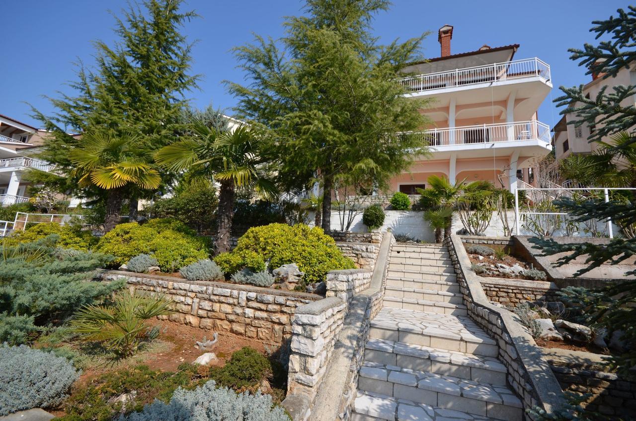 Apartments Slavica Rabac Luaran gambar