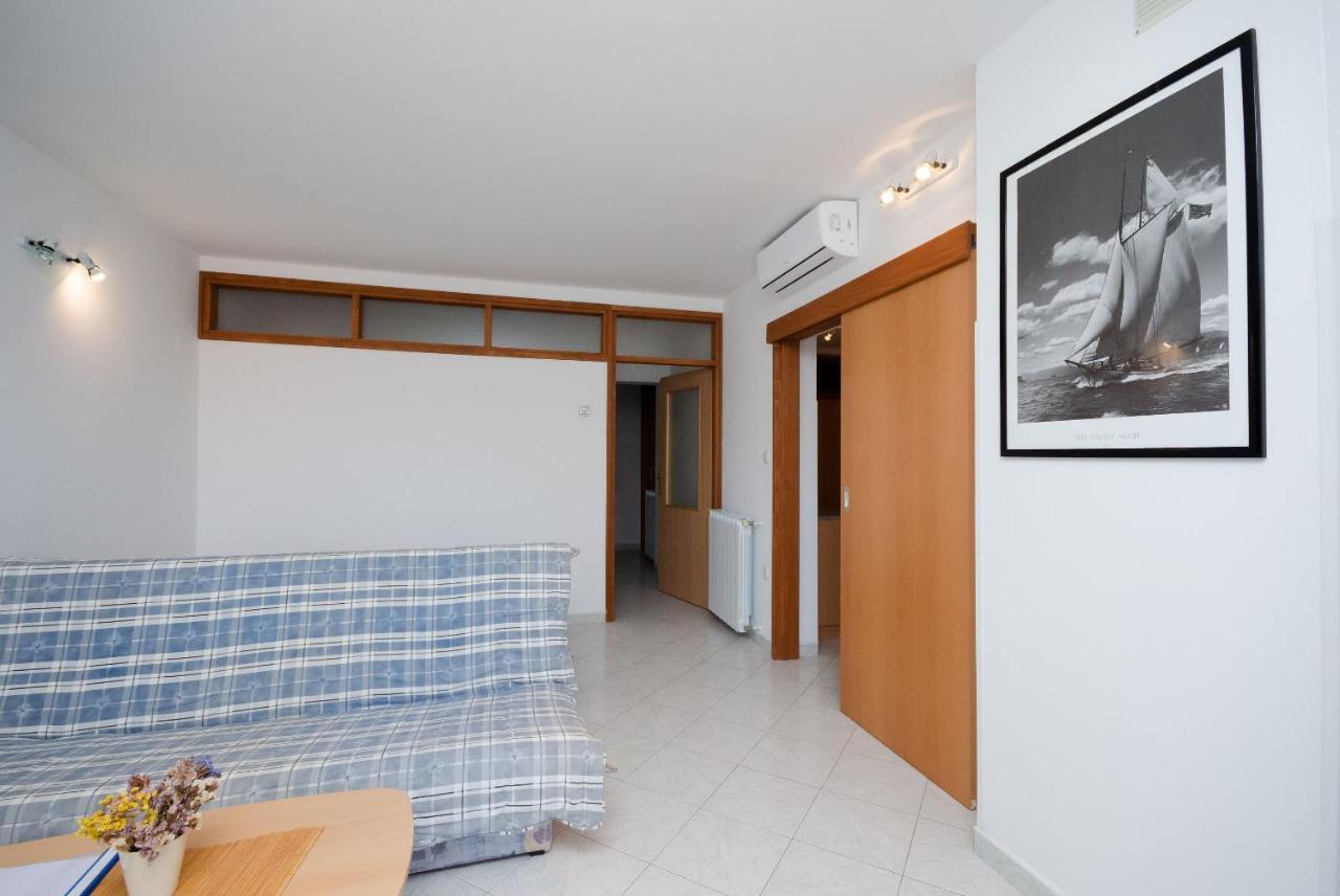 Apartments Slavica Rabac Luaran gambar